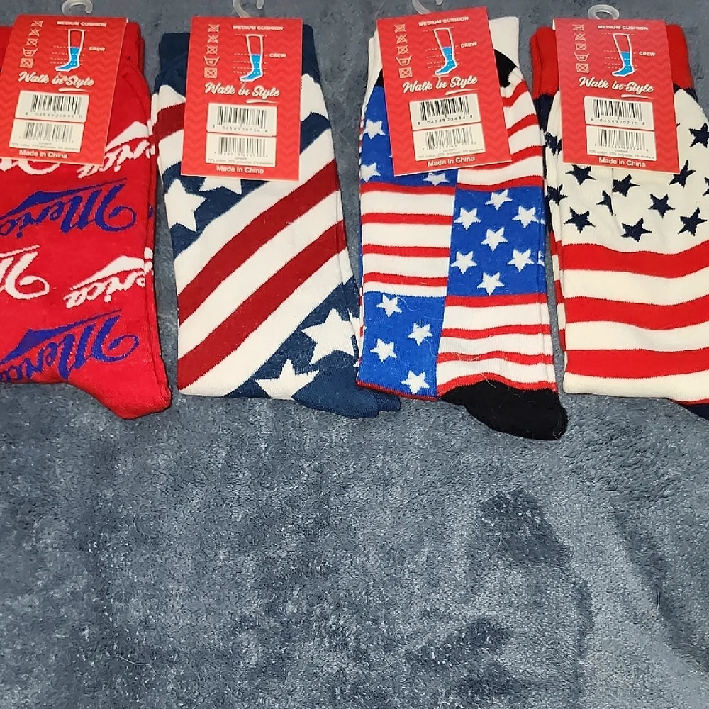 4 For $25 Red and White Casual Socks with Patriotic Designs - Picture 6 of 6